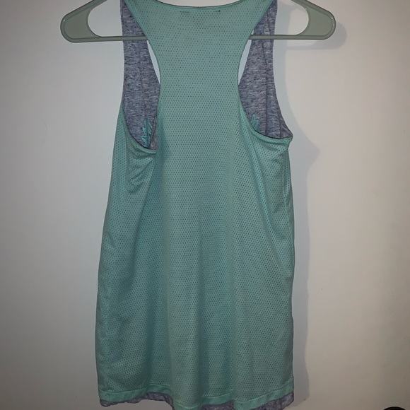 Reversible tank BUNDLE UP!!! - Picture 5 of 5